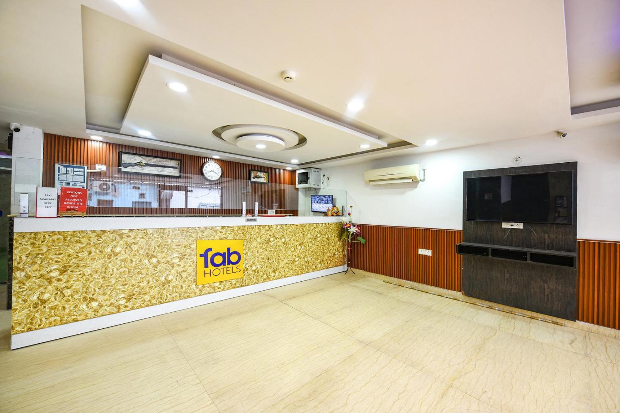 Fabhotel Belwood Near Igi Airport New Delhi Exterior photo