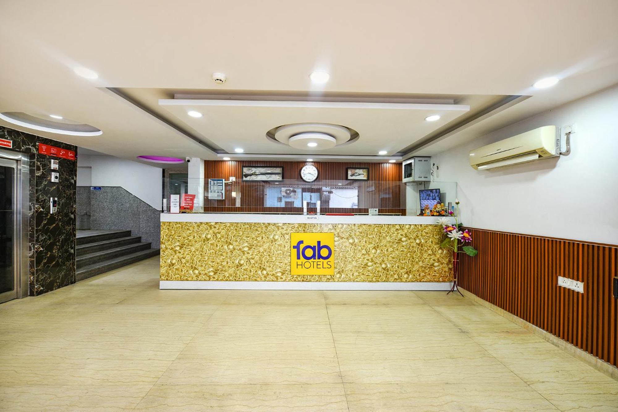 Fabhotel Belwood Near Igi Airport New Delhi Exterior photo